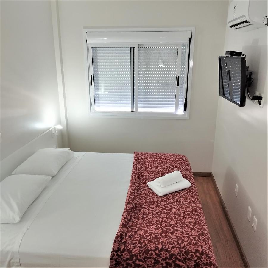 Dos Frades Apartment *